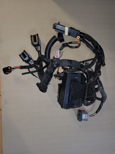 БЛОК ПРЕДОХРАНИТЕЛЕЙ RENAULT KADJAR