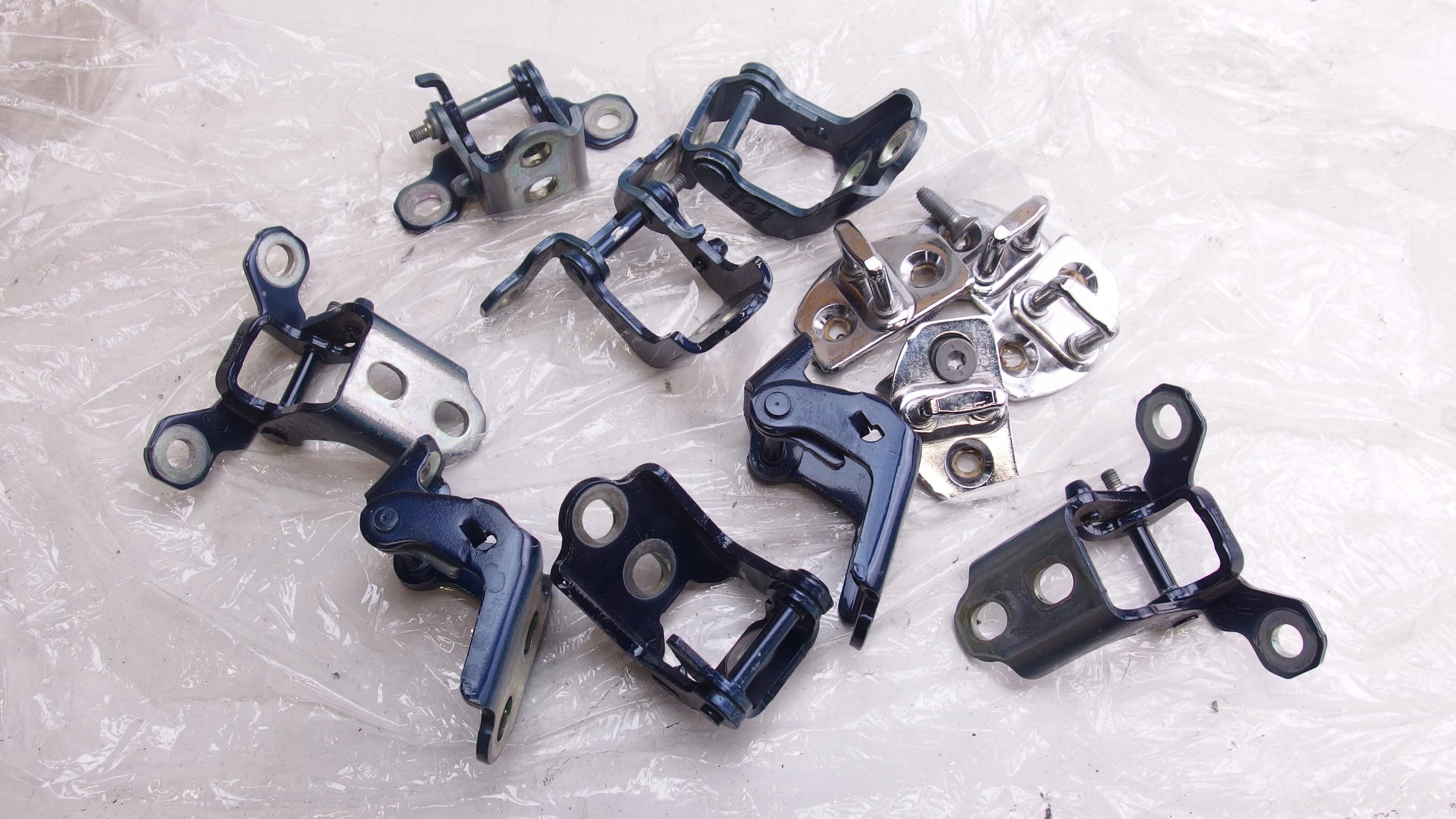 ZAWSSDG46 - RENAULT KADJAR ДВЕРНІ ПЕТЛІ КОМПЛЕКТ TERPR