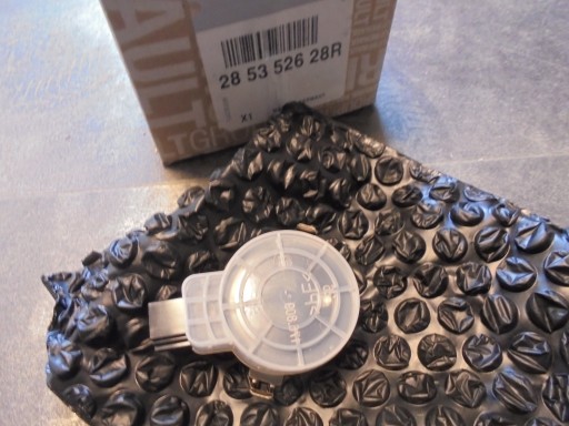 28 53 - RENAULT ЧУВАК II ДАТЧИК ДОЩУ 285352628R