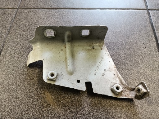 631438806R 641C30003R - RENAULT MASTER IV - КРОНШТЕЙН КРИПЛЕННЯ ЛІВОГО КРИЛА