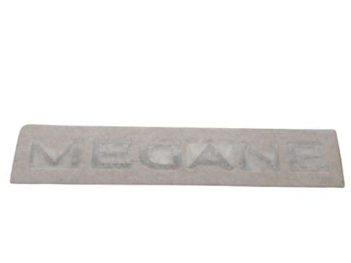 RENAULT MEGANE 4 IV ЭМБЛЕМА НА КРЫШКЕ БАГАЖНИКА 908922947R