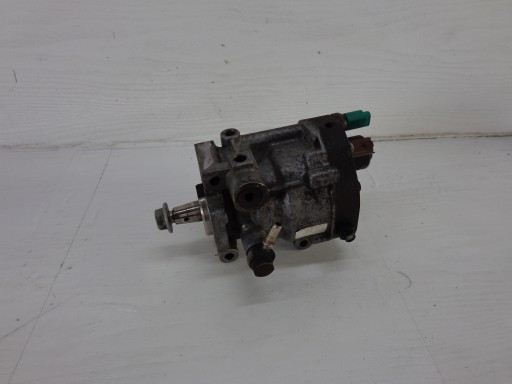 | RENAULT MEGANE II 2 1.5 DCI ТНВД 8200423059-A R9042A041A