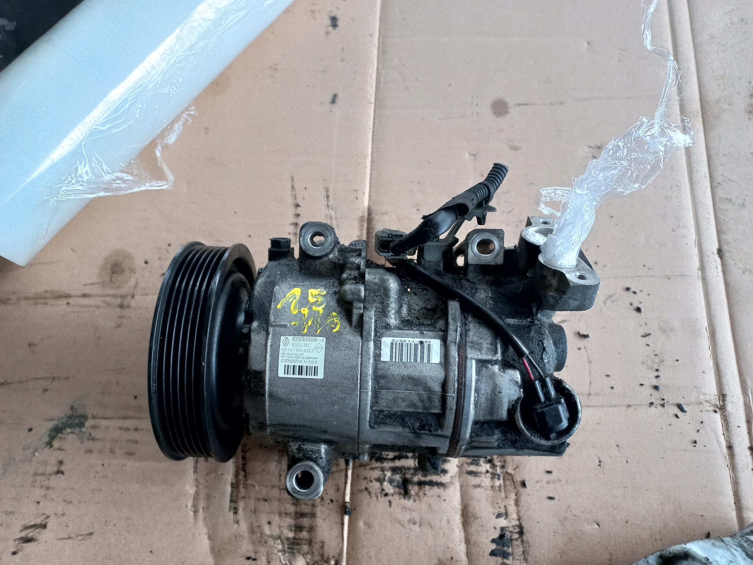 RENAULT MEGANE III 1.5 DCI КОМПРЕССОР 8200939386-A