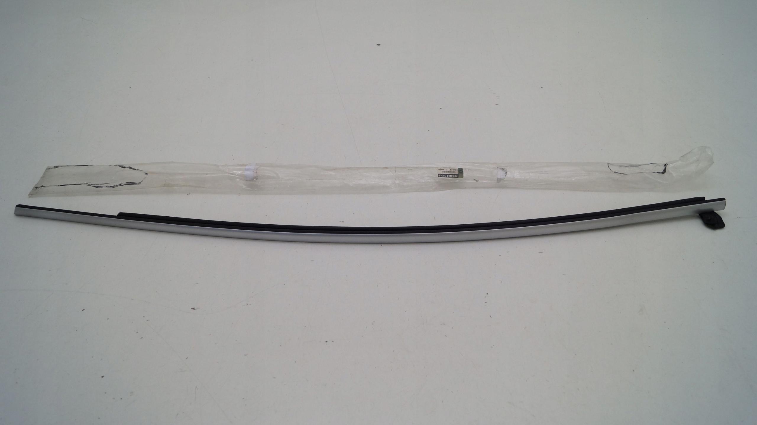 808770003R - RENAULT MEGANE III CC СКРЕБОК ЛІВИЙ