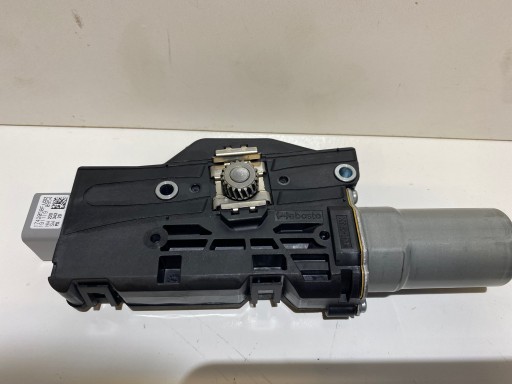 RENAULT MEGANE IV МЕХАНИЗМ ДВИГАТЕЛЯ ЛЮКА