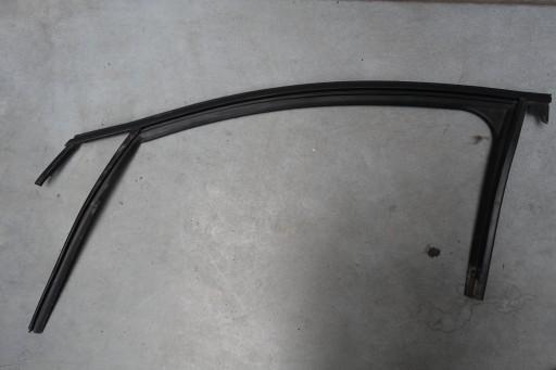 803313456R - RENAULT MEGANE IV ПРОКЛАДКА ДВЕРИ ЛЕВАЯ ПЕРЕДНЯЯ