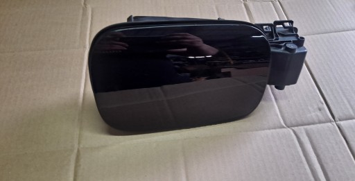 RENAULT MEGANE IV ТОПЛИВОНАЛИВНАЯ, ЧЕРНАЯ КРЫШКА