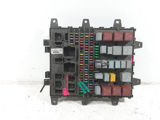 RENAULT PREMIUM EURO4 10800CM3 07R ПАНЕЛЬ ПРЕДОХРАНИТЕЛЕЙ 5010590677