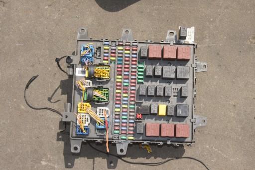 Блок запобіжників борту renault premium