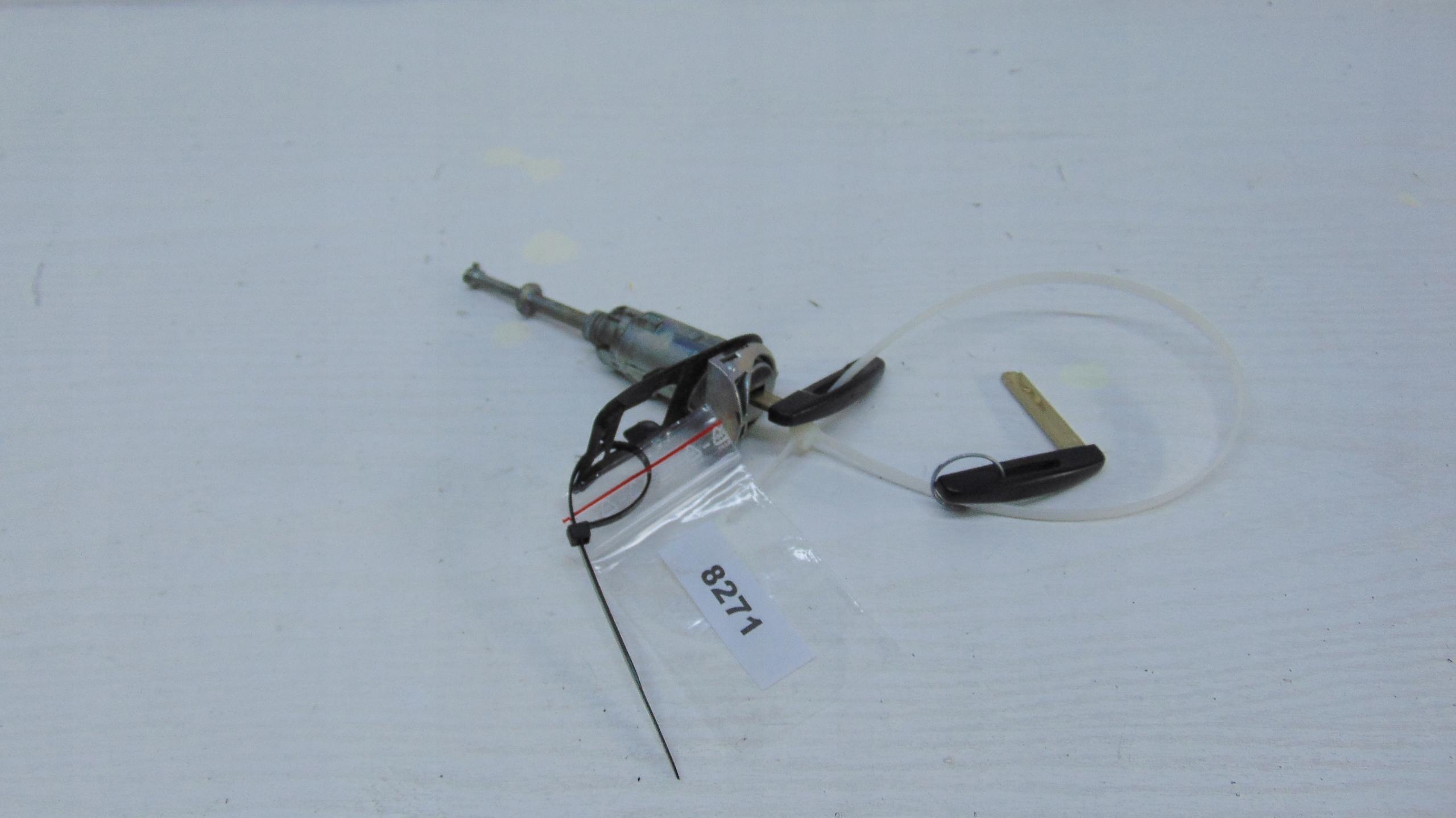 / RENAULT SCENIC III 3 вставка замка + ключ X2