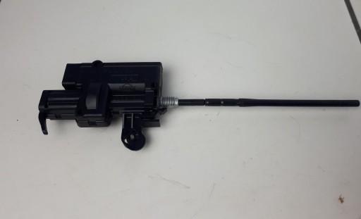 RENAULT ТРОС ПРИВОДА САЛЬТО ЗАЛИВНОЙ ГОРЛОВИНЫ 8200312600D