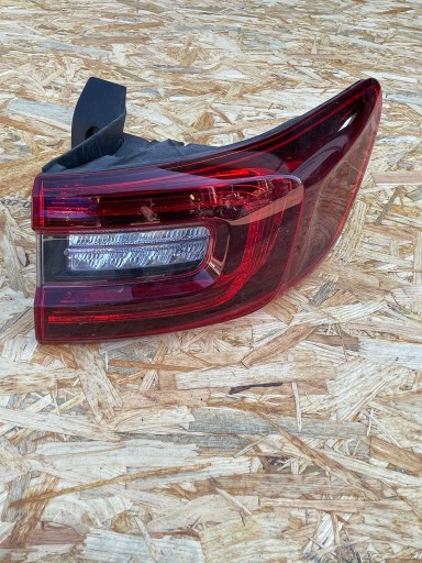 9852411122 - Рено талісман універсал задній правий ліхтар