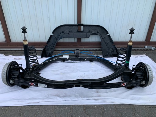 Renault twingo iii амортизатори важелі заднього моста