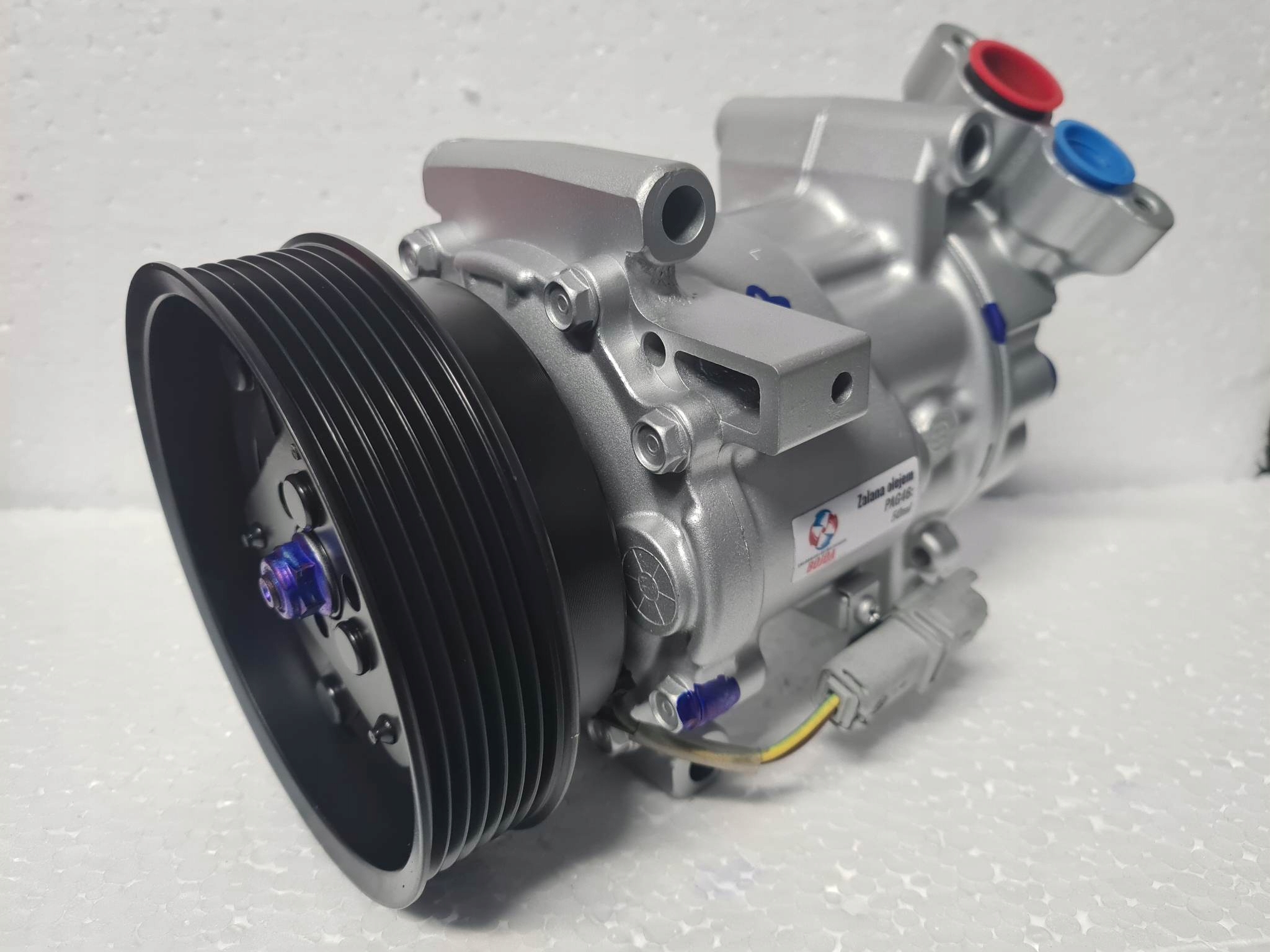 SD6V12 - RENAULT TWINGOO II 1.2 КОМПРЕСОР КОНДИЦІОНЕРА