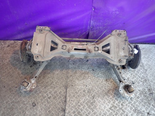 01 - Комплект задней подвески renault vel satis sled задняя траверса