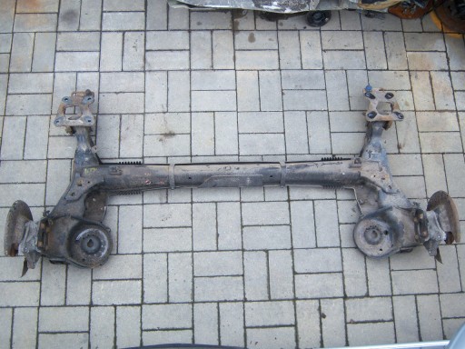 OSTYLNA3WNJ87UI90 - Балка задньої підвіски моста rifter berlingo iv