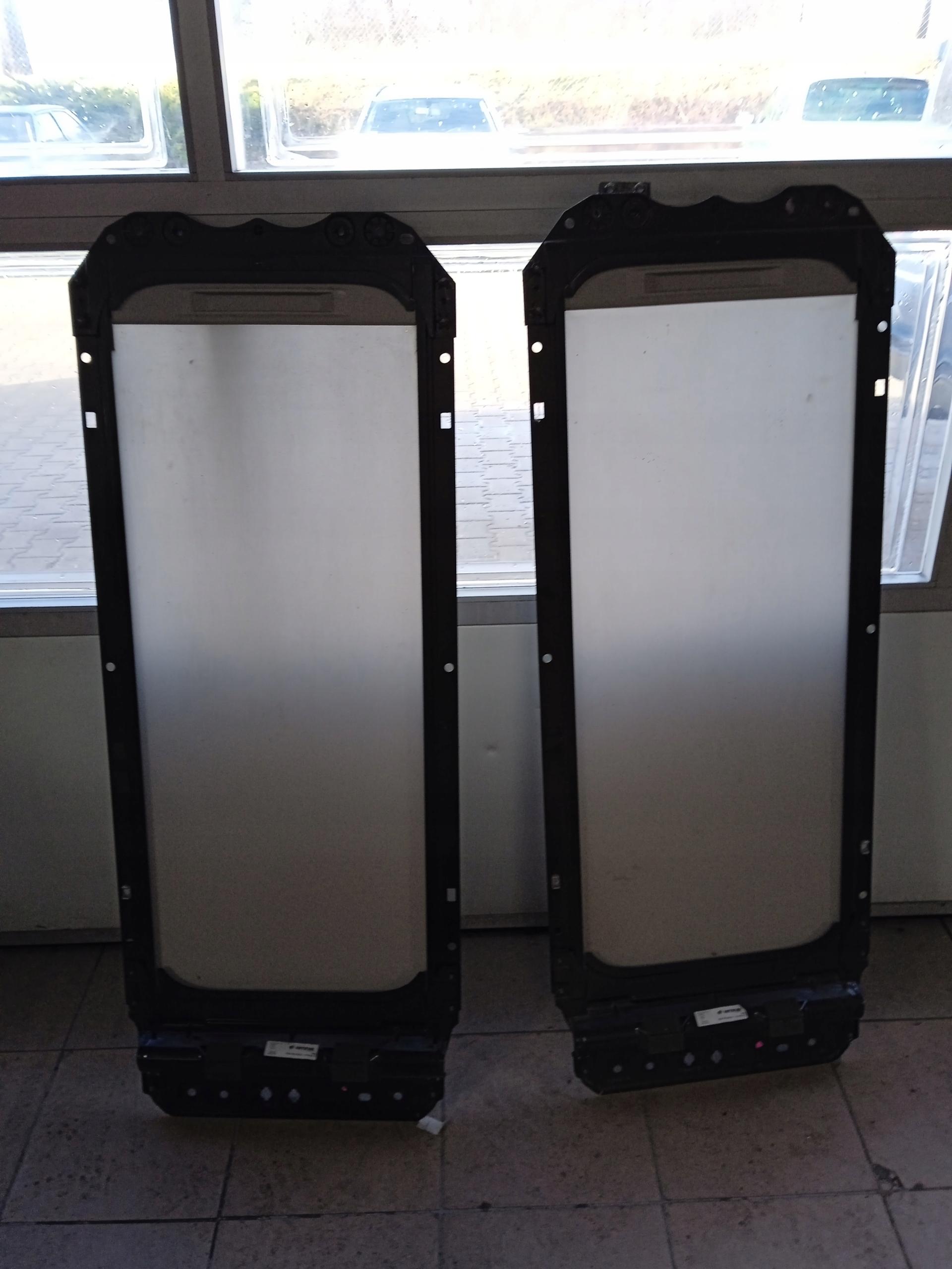 9808783080 - ЖАЛЮЗІ НА СКЛЯНОМУ ДАХУ TRAVELLER PROACE