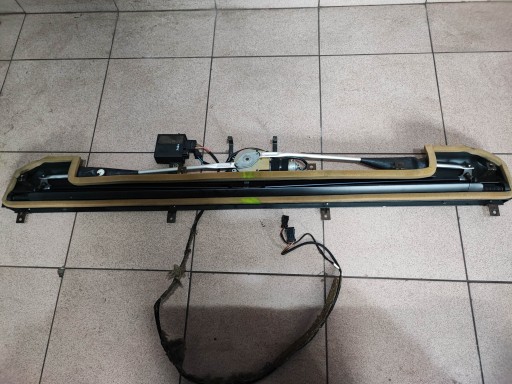 Электрические жалюзи заднего стекла AUDI A8 D2