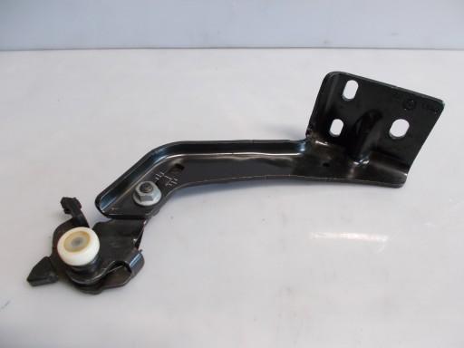 НИЖНІЙ РОЛИК РОЗСУВНИХ ДВЕРЕЙ FIAT DUCATO 2006-