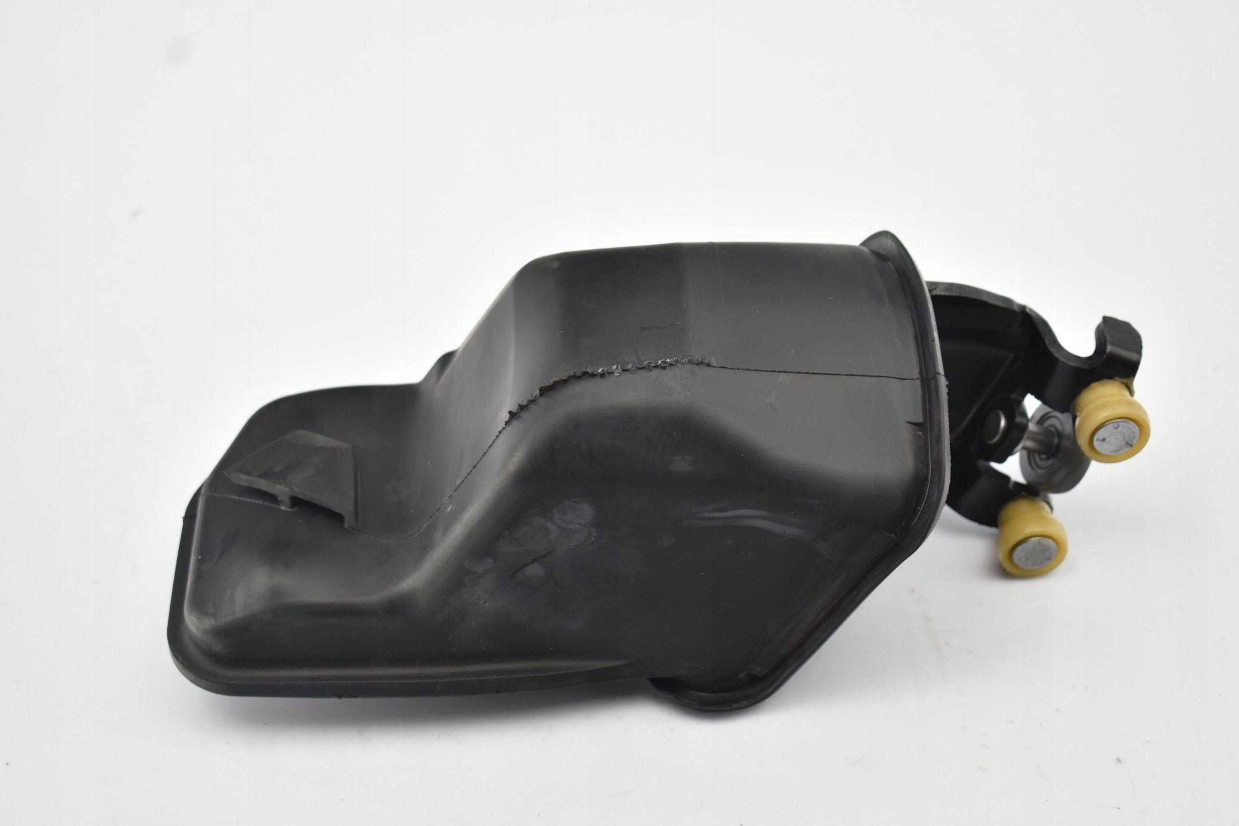 ДВЕРНИЙ РОЛИК ПРАВИЙ ЗАДНІЙ 9833303080 RIFTER COMBO E