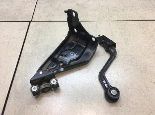 РОЛИК ПРАВОЙ ДВЕРИ В СБОРЕ PEUGEOT 807