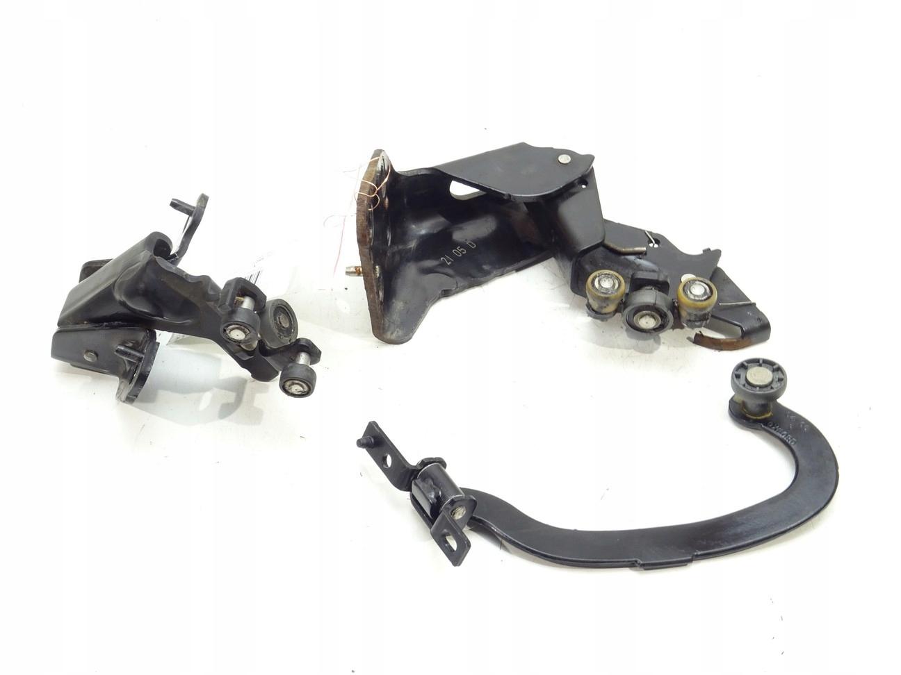 РОЛИК ПРАВОЇ ДВЕРІ PEUGEOT 1007 HB 3D 05-22