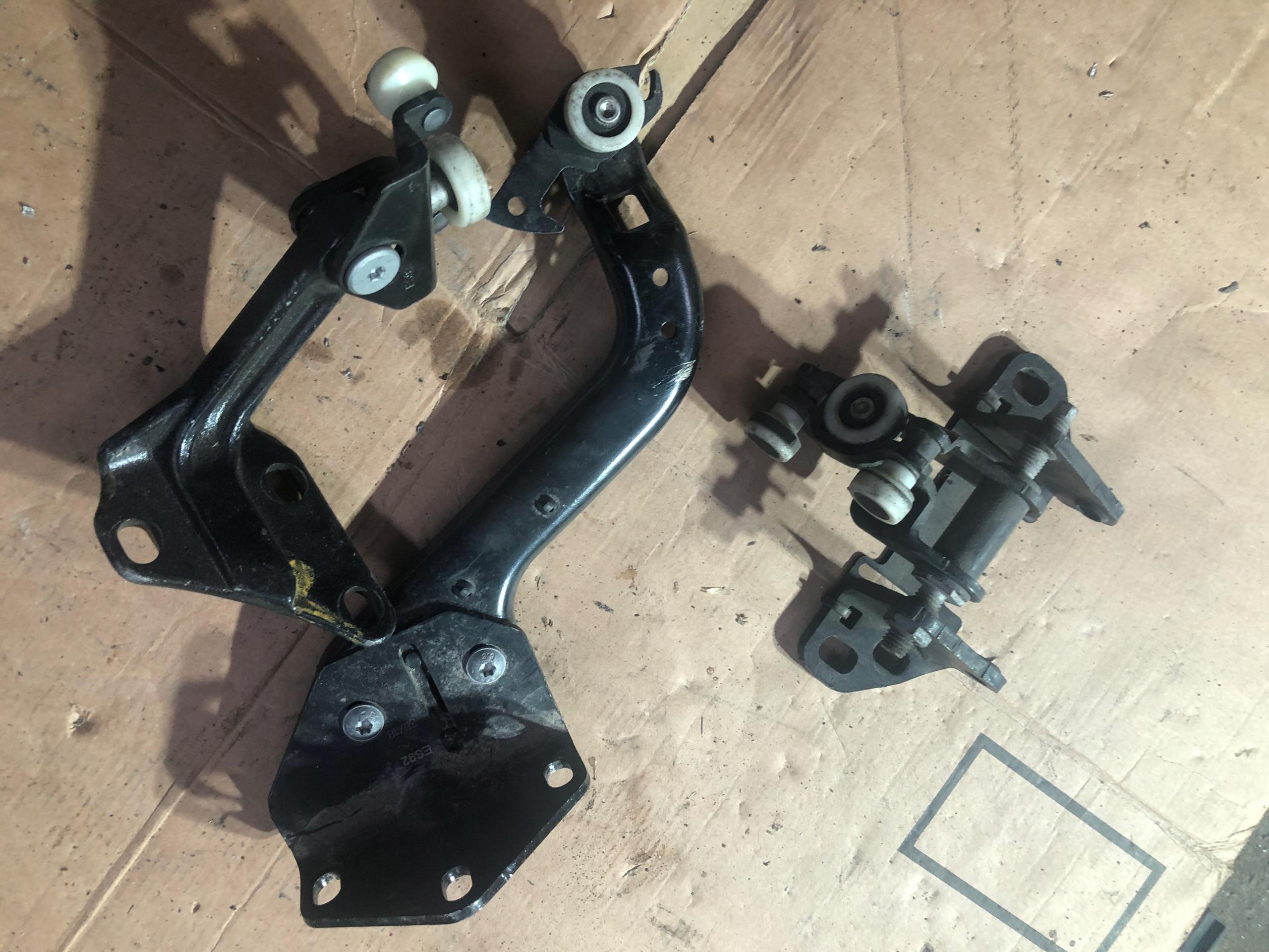 РОЛИКИ VW CRAFTER SPRINTER 906 907 ДВЕРІ