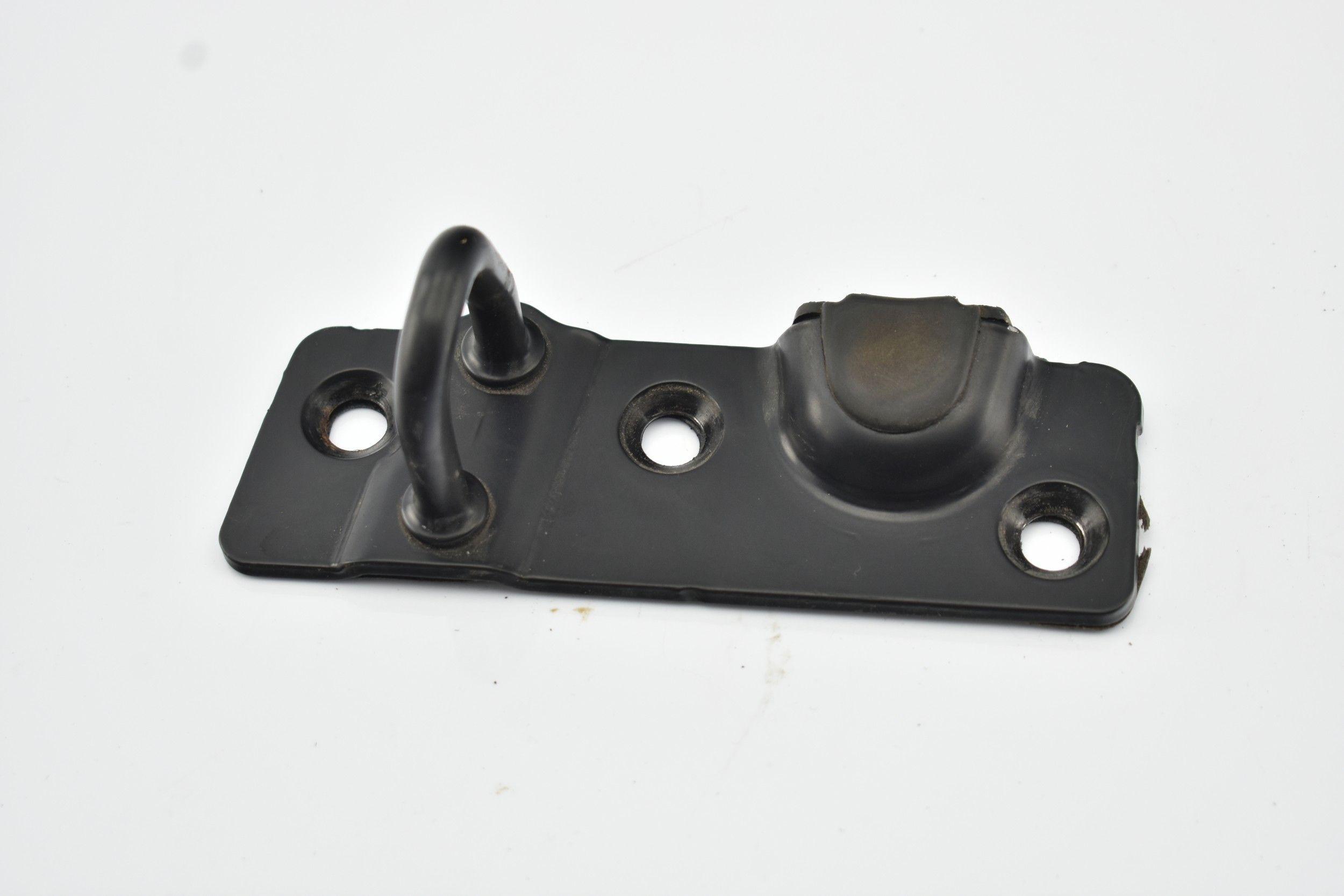 51227335247 - Болт двері лівий задній 7335247 BMW I3 I01 I01N