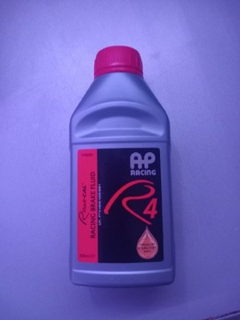 Гоночна гальмівна рідина для спортивних автомобілів