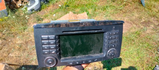 Радиоприемник Mercedes-Benz R W251 Радио CD/DVD/GPS A2518703389