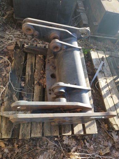 Важіль, плуг, з'єднання до колісного екскаватора 315, 318