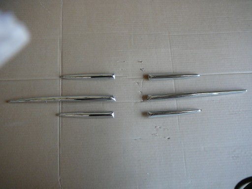 144 - Эмблемы / 6 шт / - Fiat 600 - Zastava 750