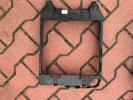 Рамка радіатора w167 GLE GLS A0995051700