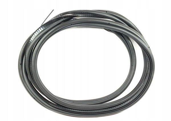 LR061643 - Range Rover Sport l494 прокладка закрылка новая