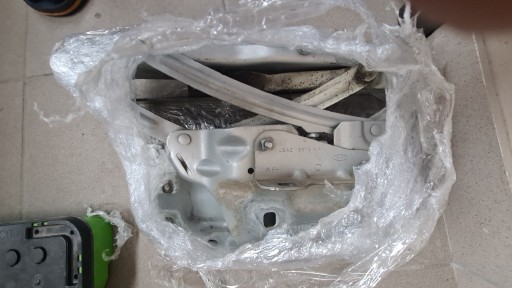 J8AZ-16801AF - Петлі капота Range Rover Velar ліворуч праворуч