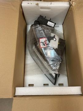 Audi A8 D4 фара передня права