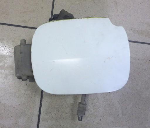 CIO7 - Renault Clio III крышка топливного бака