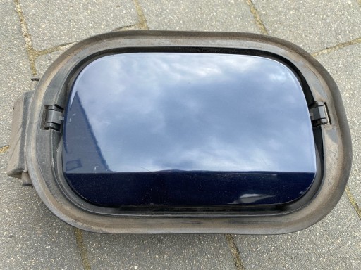 Рено Лагуна III лючок бензобака