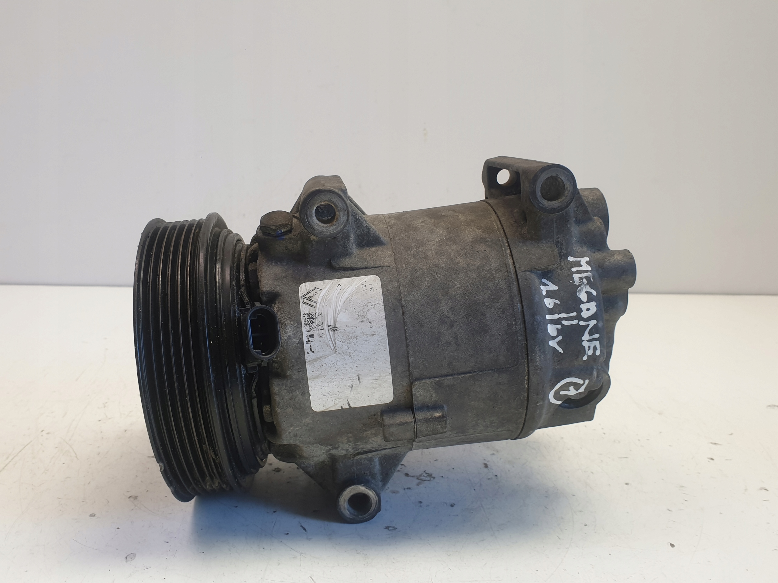 Renault Megane II 1.6 16V компрессор кондиционера