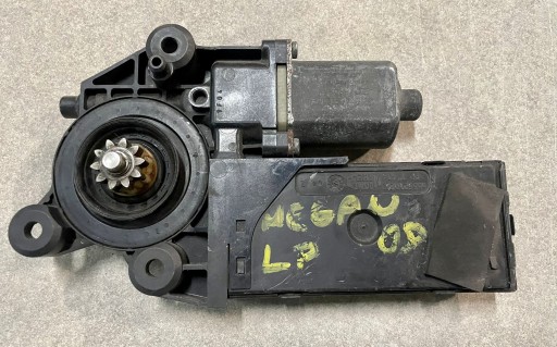 966315-101 9663145-101 - Мотор Renault Megane III 2008 - 2016, ліве переднє скло