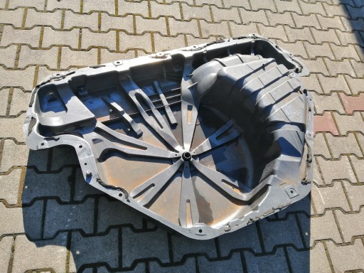 8200948423 - Renault Megane III ванна підлога багажника