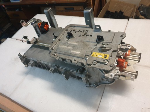 Зарядний пристрій Renault Megane V E-TECH 2022 7,4 кВт 296A05MP0A