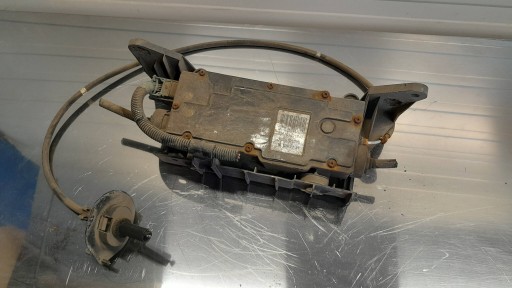 Renault Scenic II Электрический ручник 8200702095