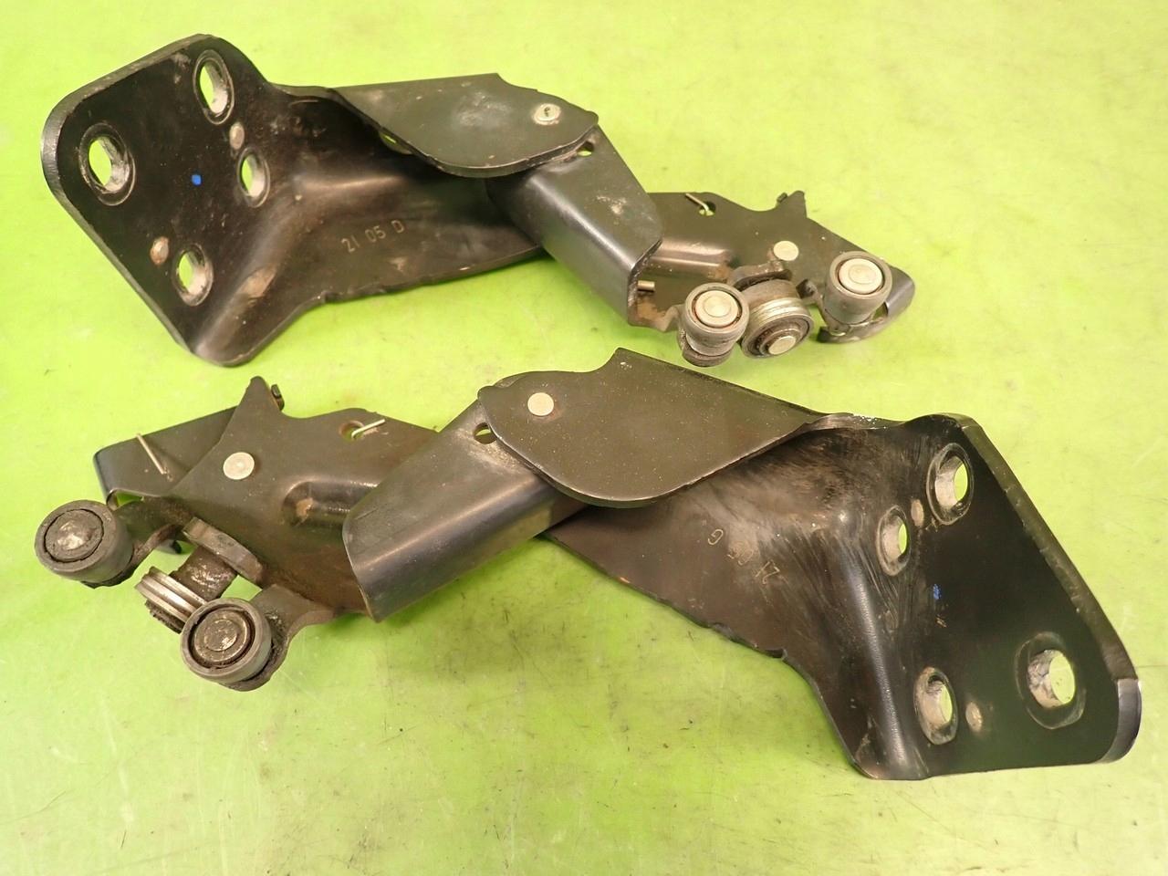 Ролик раздвижной двери левый правый нижний PEUGEOT 1007