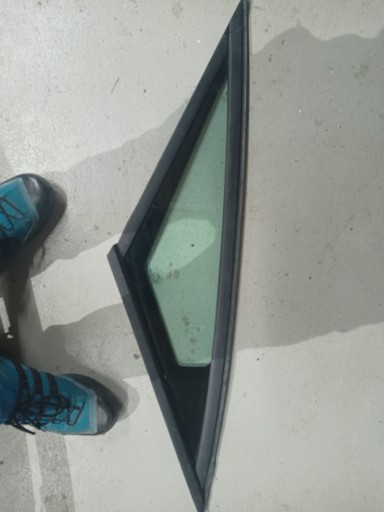 EM2B-R29710-A/B - S-MAX MK2 кузовное стекло правое EM2B-R29710-A / B