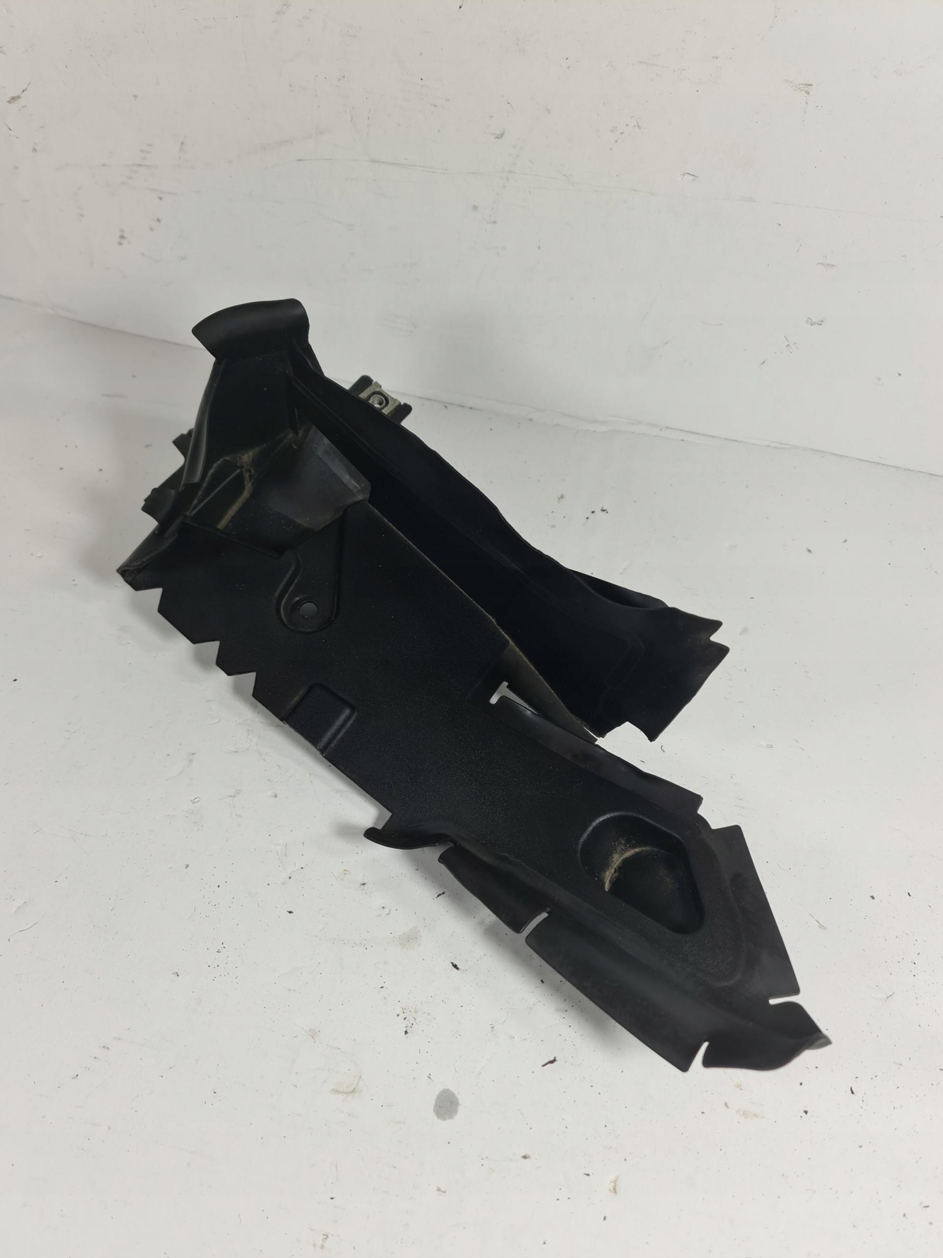 EM2B-R020A27-AC - S-MAX MK2 ЗВУКОИЗОЛЯЦИЯ КРЫЛА ЛЕВАЯ