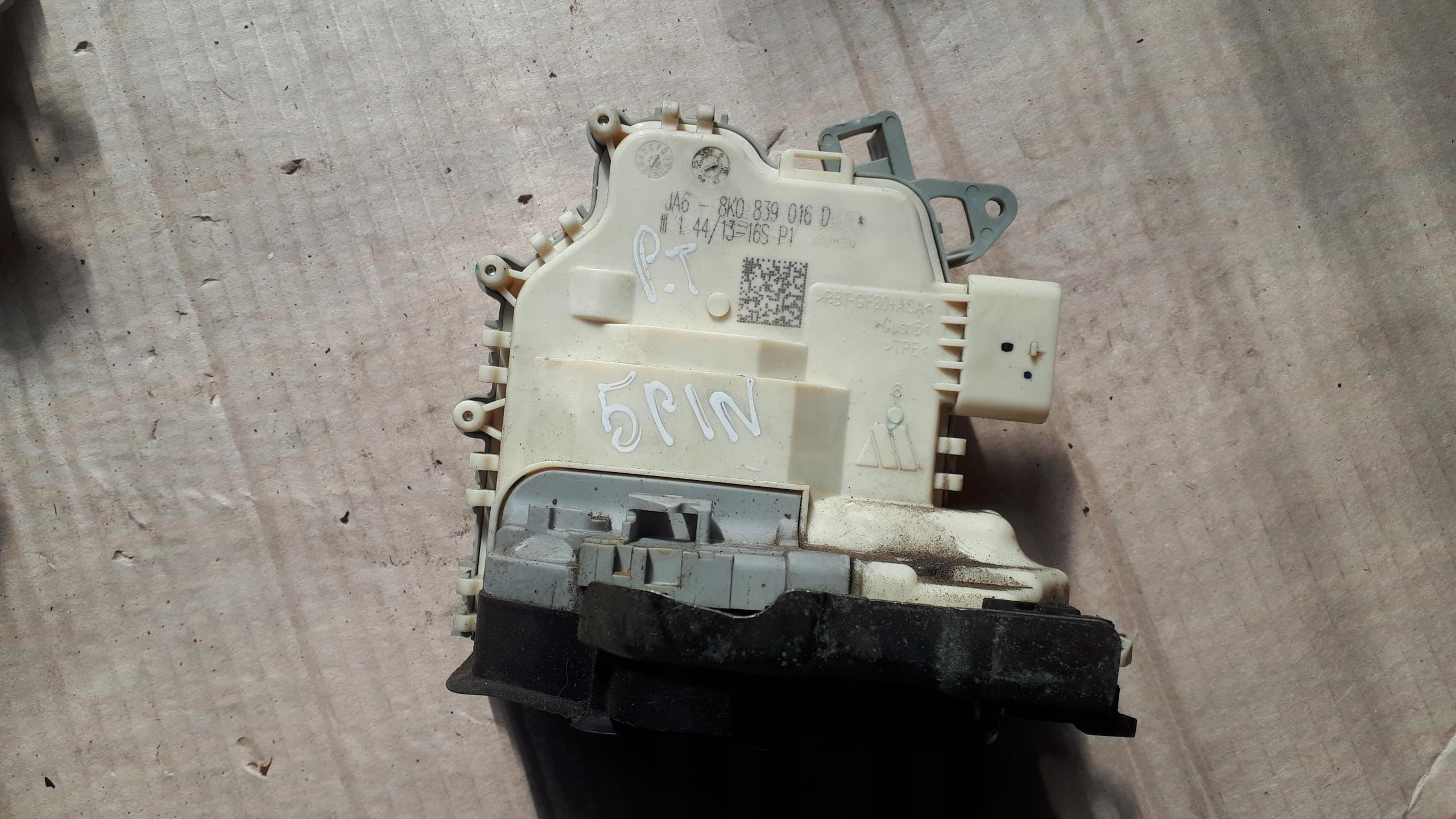 S4 B8 A4 замок двери правый задний 8k0839016d A5 Q5