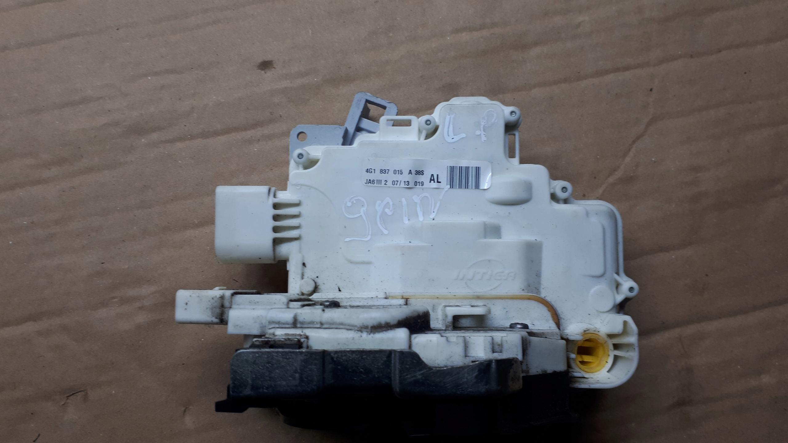 S6 C7 4g A6 замок дверей лівий передній 4g1837015a A7