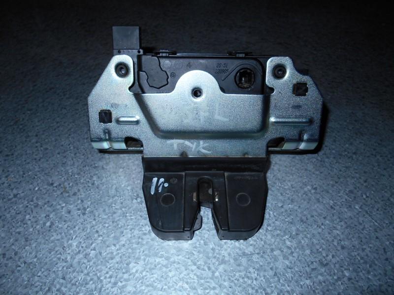 SAAB 9-5 06-10 LIFT @ ЗАМОК ЗАДНЕЙ ДВЕРИ @