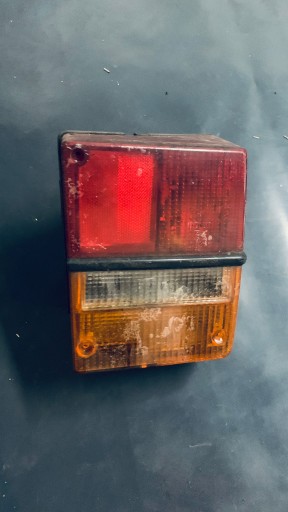 9-315-105-31 - Saab 900 Crocodile Lamp